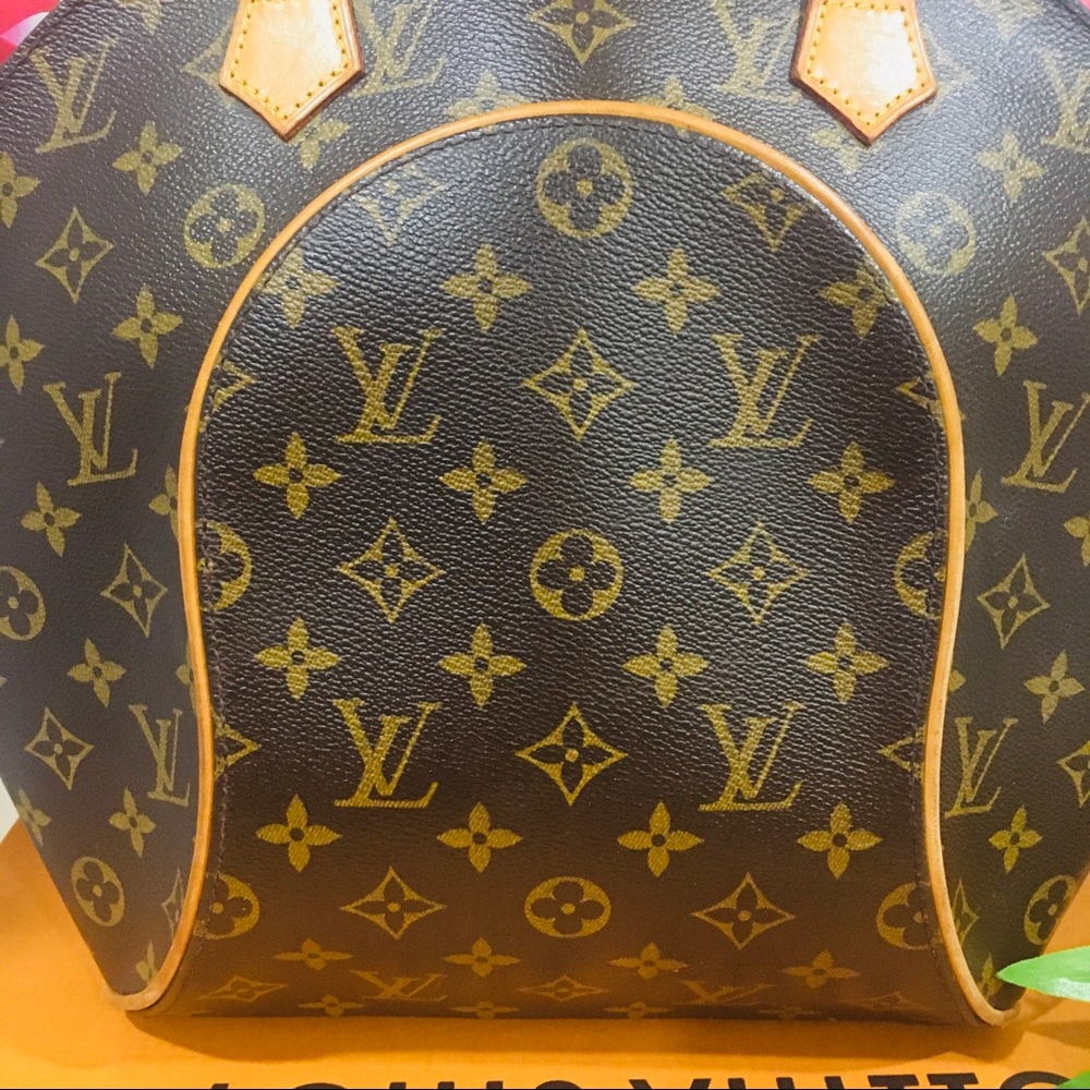 โ SOLD โ ๐ฏ Authentic Louis Vuitton Ellipse GM - Picture 3 of 14